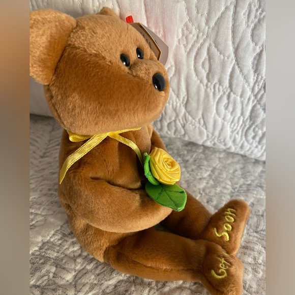 💛 RETIRED TY BEANIE BABY BEAR “BANDAGE”. RARE! DATED 2004! MWMT! APPROX 8”. - Picture 4 of 7